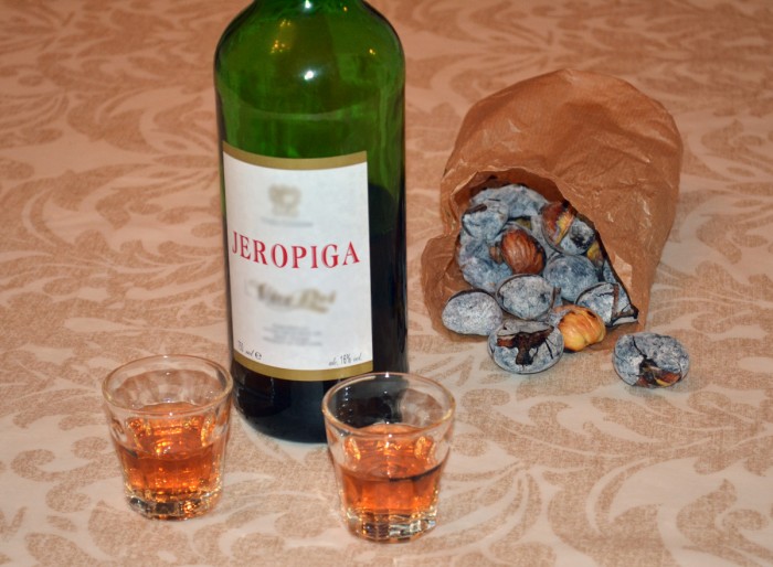Typical Portuguese drinks - Jeropiga